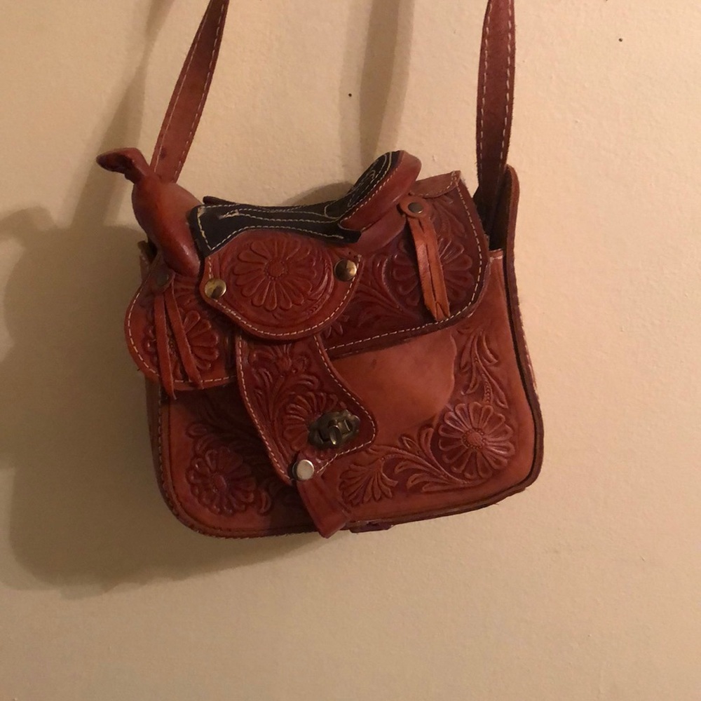 Unique saddle bag
